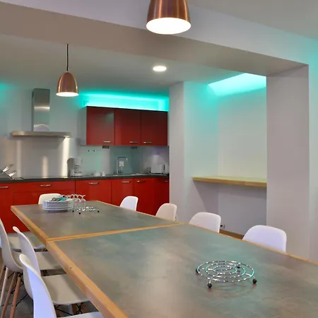 Grand Renove Centre Station Avec Balcon - 14p, Animaux Admis - Fr-1-181-2282 Апартаменты *
